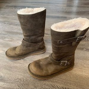 UGG Kensington Brown Leather Sherpa Lined Boots